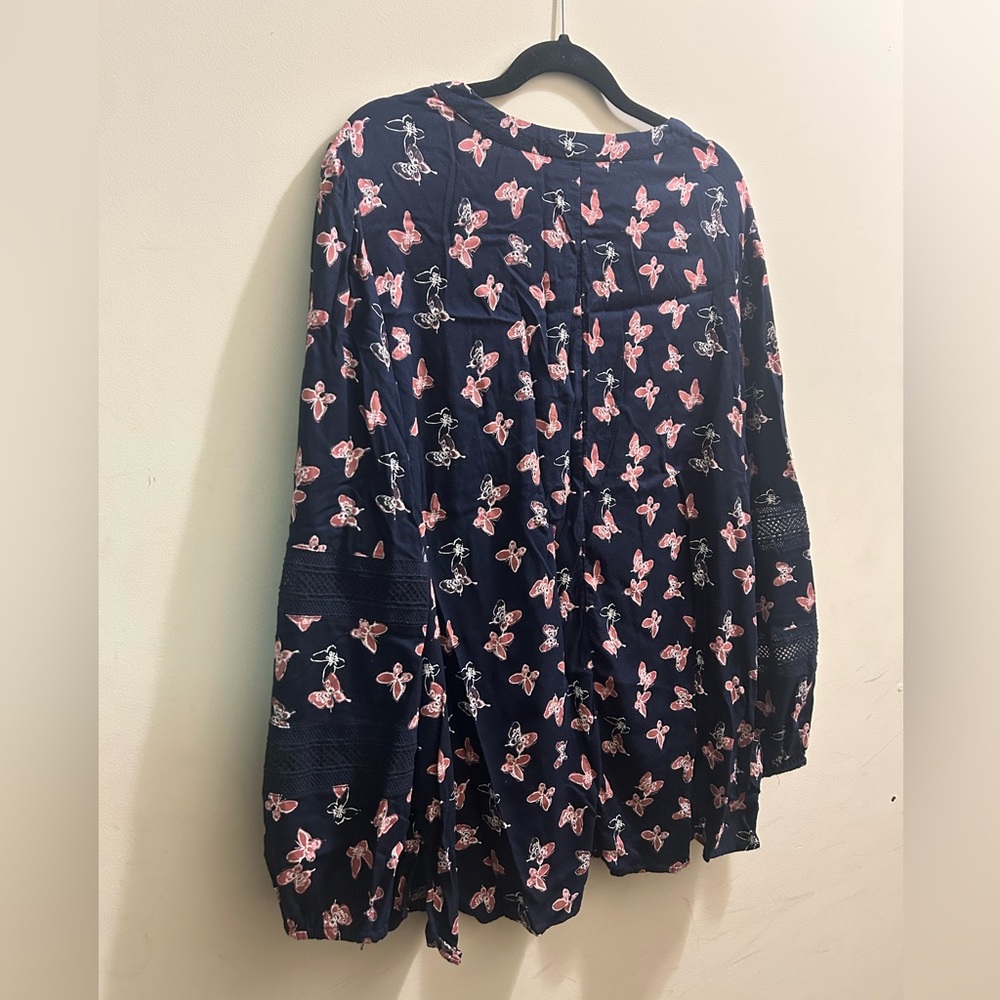 Reposh: Lane Bryant Black Pink Long Sleeve Buttoned Blouse. Size 18/20